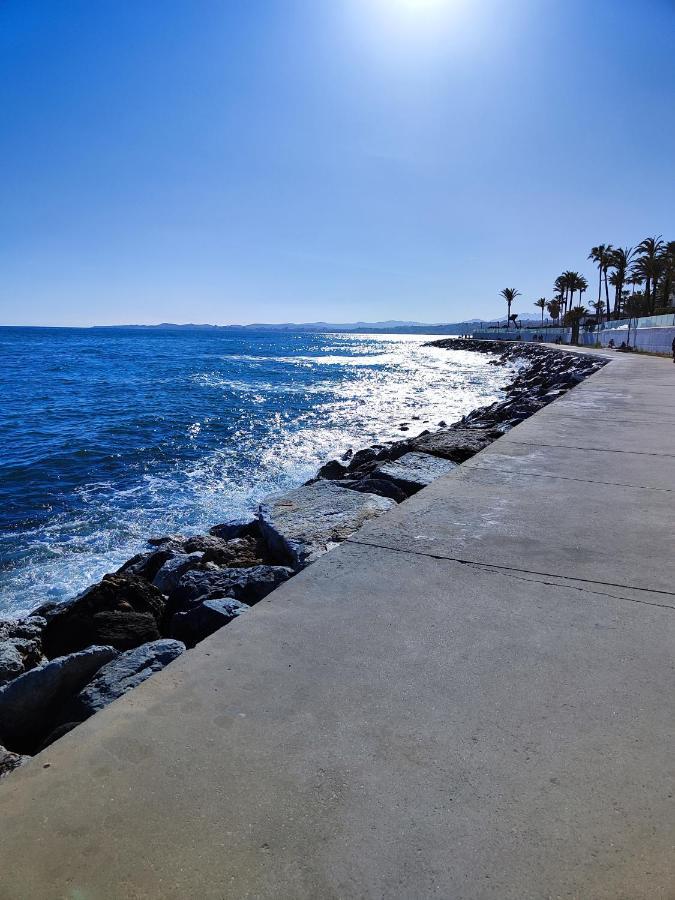 Apartamentos Benalbeach 贝纳尔马德纳 外观 照片