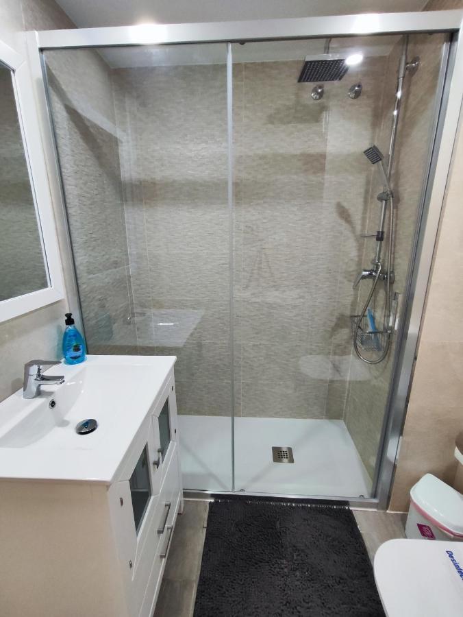 Apartamentos Benalbeach 贝纳尔马德纳 外观 照片