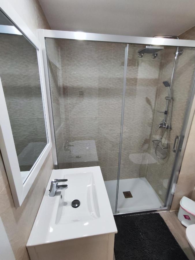 Apartamentos Benalbeach 贝纳尔马德纳 外观 照片