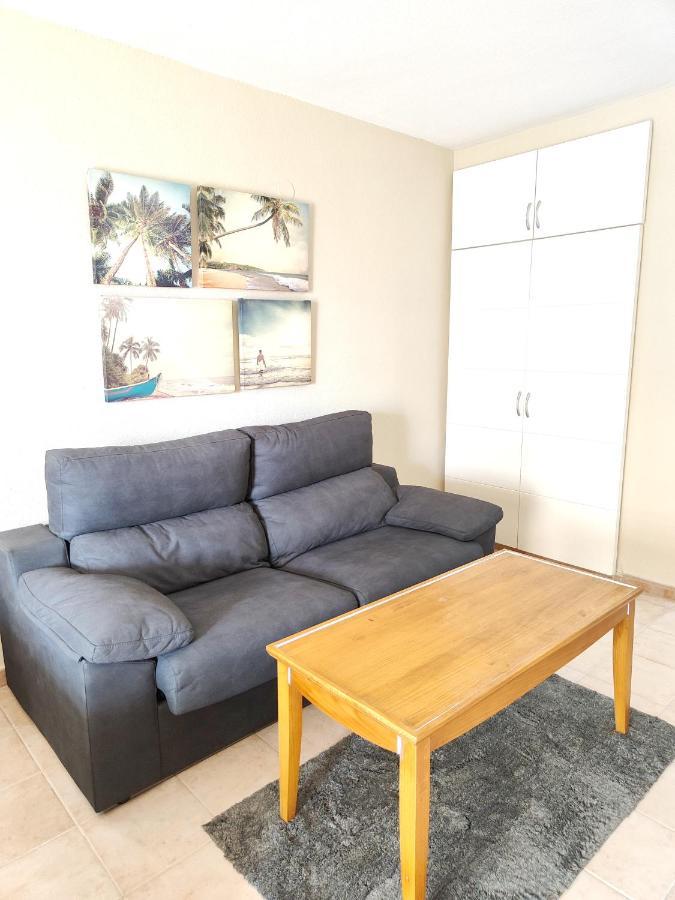 Apartamentos Benalbeach 贝纳尔马德纳 外观 照片