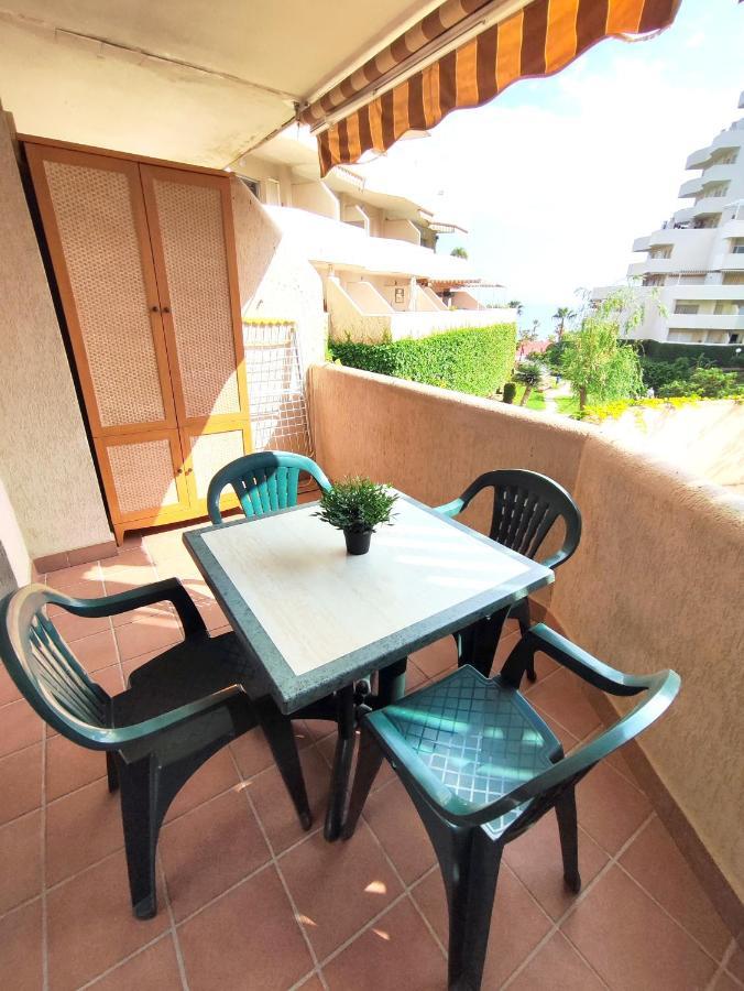 Apartamentos Benalbeach 贝纳尔马德纳 外观 照片