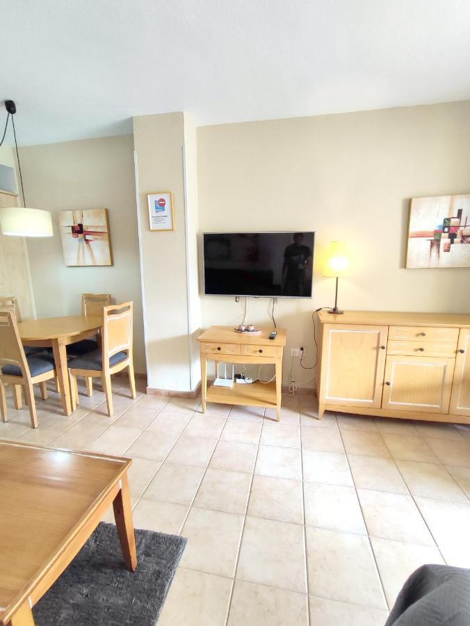 Apartamentos Benalbeach 贝纳尔马德纳 外观 照片