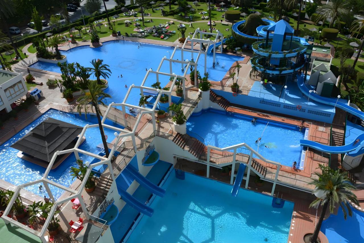 Apartamentos Benalbeach 贝纳尔马德纳 外观 照片