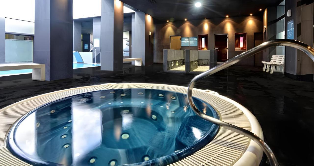Apartamentos Benalbeach 贝纳尔马德纳 外观 照片