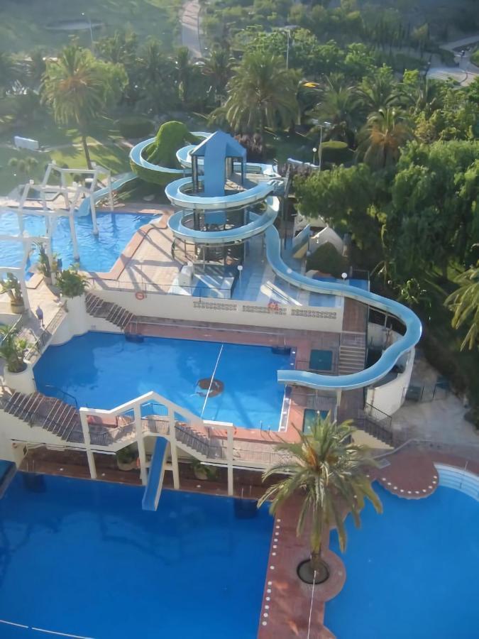 Apartamentos Benalbeach 贝纳尔马德纳 外观 照片