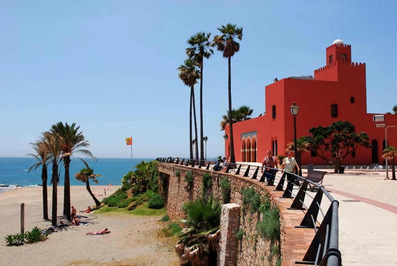 Apartamentos Benalbeach 贝纳尔马德纳 外观 照片